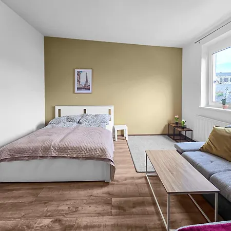 Appartamento For 2 Stockerau